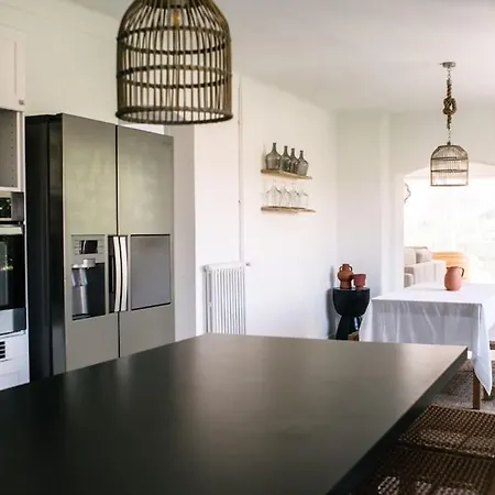 Magnifique T3 Equipe Au Coeur Du Village Apartment